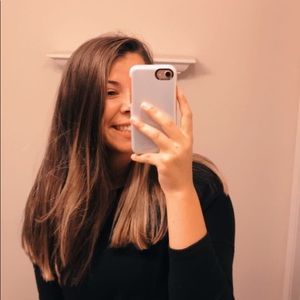 Meet your Posher, Maya